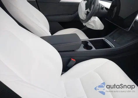 2024 Tesla Model Y Performance Dual Motor All-Wheel Drive from USA, damaged, VIN 7SAYGDEF9RA265727